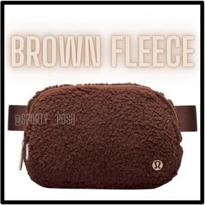 NWT Oasis Brown/Gold Fleece lululemon Everywhere Belt Bag *Fleece EBB 1L